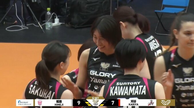 元日本代表・大友愛さんを母にもつ18歳・秋本美空（写真中央）