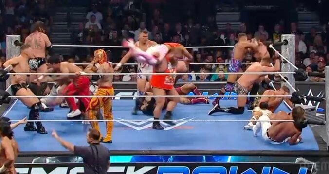 カオスなリングで“竜巻大回転”