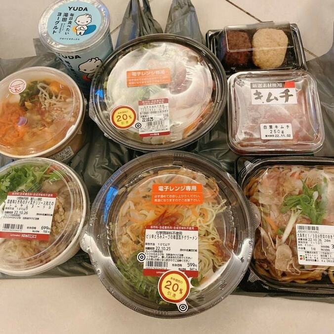  小柳ルミ子『成城石井』で約3日分の総菜等を購入「おはぎも美味しそう！！」  1枚目