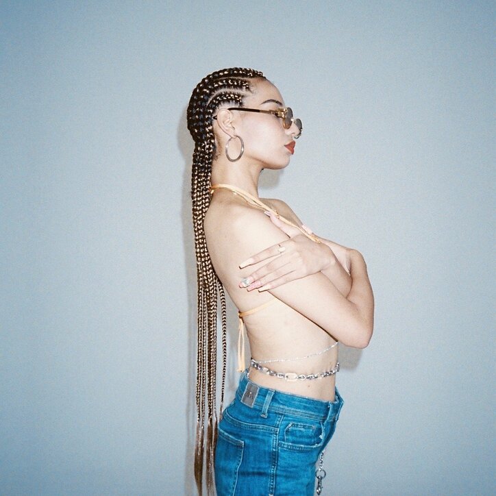 『待ってとかナシ！ルールはアタシ！』 和製Mary J. Bligeとの呼び声高いR&BシンガーTina、 ラッパーMFSを迎え、 新曲 “Deja’ve” をリリース！