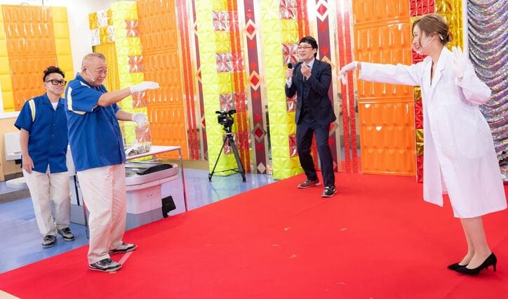 「元祖 英語禁止ボウリング」2年ぶりに復活！特番『鶴瓶＆ナイナイのちょっとあぶないお正月』配信決定