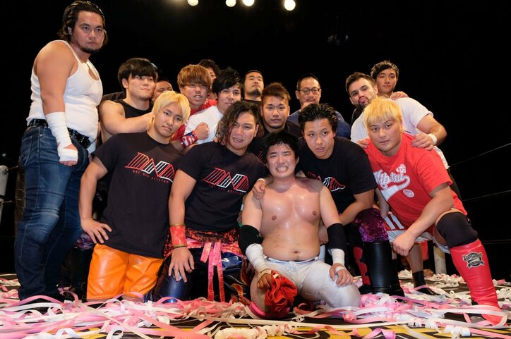 「こいつはプロレスで何も成し遂げられずにやめるんです!」誰よりも愛されたレスラー・鈴木大、涙の引退