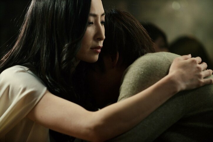 元宝塚・花組トップスター真飛聖、松坂桃李をボーイズクラブにスカウト! 映画『娼年』での演技が美しいと話題