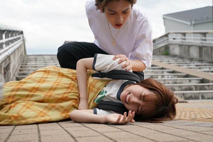 「先生は人殺し」週刊誌の報道で追い詰められた教師、亡くなった生徒の父親と和解にのぞむも…『覆面D』第7話