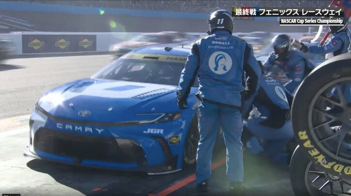 【写真・画像】全米騒然！チャンピオンの「夢が終わった」　残り2周で大どんでん返し…劇的幕切れは“無冠の帝王”にとって「タイミング最悪」　1枚目