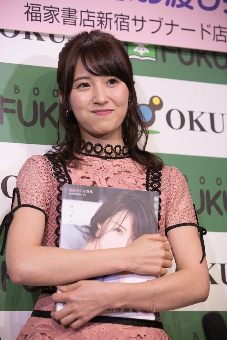 “自己採点”がインフレも…!?写真集お渡し会で振り返る乃木坂46の2017年【画像集】