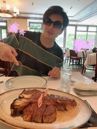 アレクサンダー『食べた食べた』