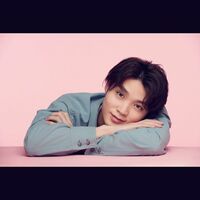 「トキメキ足りてる？」磯村勇斗の“カメラ目線ショット”にファン歓喜