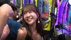 さらば・森田哲矢もメロメロ 大注目グラドル、パチンコ店内で披露した谷間が強すぎた