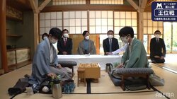 豊島将之竜王、封じ手は「△3三桂」藤井聡太王位は勝てば防衛 対局再開／将棋・王位戦七番勝負