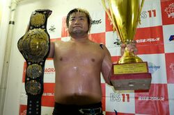 後楽園ホール大熱狂！全日本プロレスの至宝・三冠王座を諏訪魔が奪還