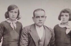 生後8カ月で母が他界…バツ3・5人の子どもの美人シングルマザー、孤独な幼少期を告白