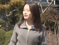 庭に巨大な特設ステージを設置！人気JK、デカすぎる祖父母の実家に衝撃の声「これ家？」