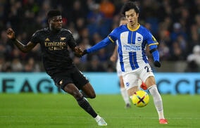 「脅威の1つ」アーセナル相手に高いパフォーマンスの三笘薫は最高評価、「アーセナルは上手くコントロールできなかった」と翻弄したと寸評