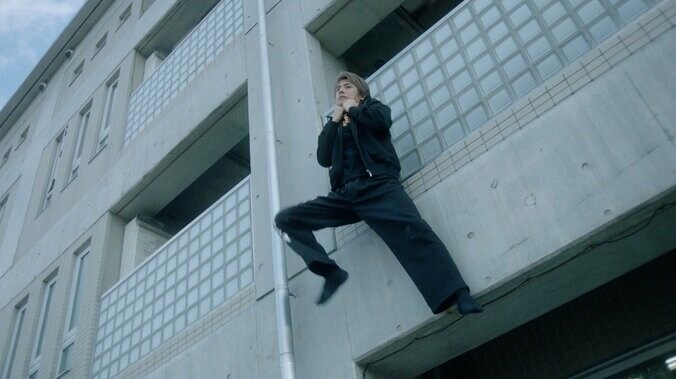 不倫がネットに晒され炎上！妻子が家出し自殺を生配信…SNS中毒・カジ（中尾暢樹）の運命は！？『フォローされたら終わり』#10 5枚目