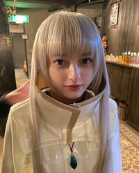 「天使」「神秘的で可憐！」『彼オオカミ』現役大学生モデル・大峰ユリホのウィッグを被った新鮮ショットに反響