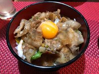 イモトアヤコ『豚丼』