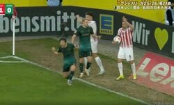 菅原由勢がブチギレ！ 判定に怒り爆発「アツいな」「めっちゃ叫んでる」相手選手が“時間稼ぎ”→ライン際で激しい攻防「気持ち入ってる」