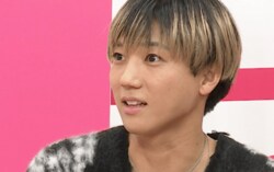人気アイドル、息子に自身と同じ名前をつけたファンに驚き「初めての感情」
