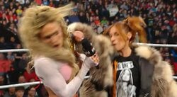 “グーパン”女子レスラー、王者の“逆鱗”に触れて悶絶タップ「タップすんなw」「試合じゃないから～w」ツッコミ殺到