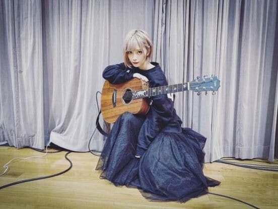 『SAO』シリーズの歌姫・ReoNa、ライブ“UNDER-WORLD”への思いつづる「受け取ってもらえますように…」