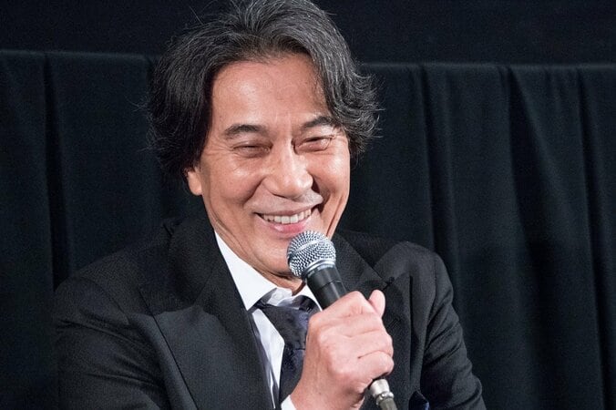 役所広司　無意識に役に入り込み、妻からは「変な奴が帰ってきた」 6枚目