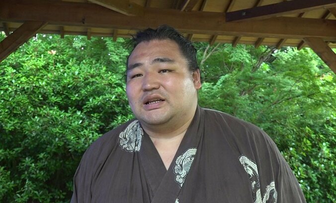 鶴竜、3年連続“途中休場”の名古屋場所は「肩の力を抜いて15日間、相撲を取り切る」 1枚目