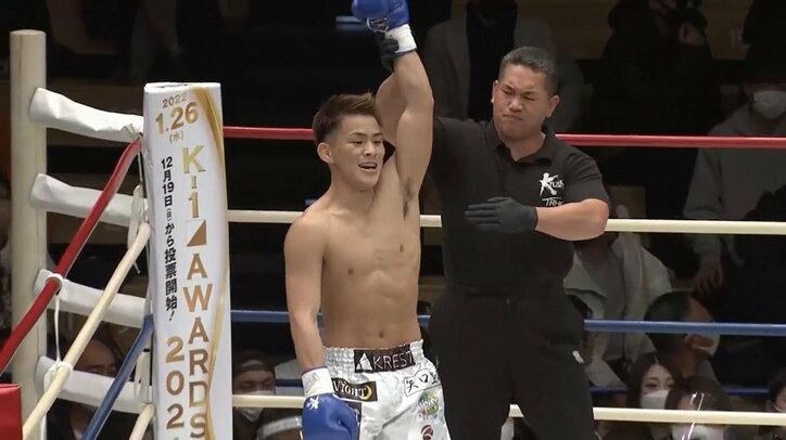 不自然な方に体がぐにゃり 担架投入の左ハイ衝撃KO決着 「脳が無防備になる」解説は技術の高さを指摘