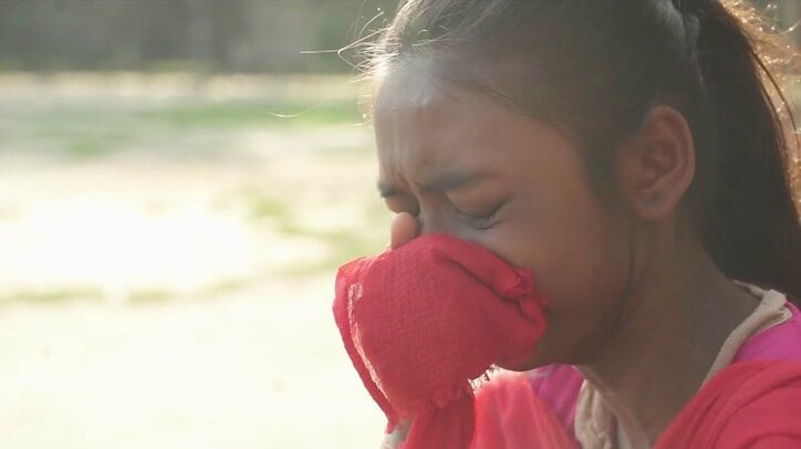 「それでもママに愛されたい」世襲セックスワーカーの街に生きる少女たち