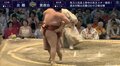 好調・炎鵬、“身長差23cm・体重差73kg”の貴源治を足取りで破って6勝目
