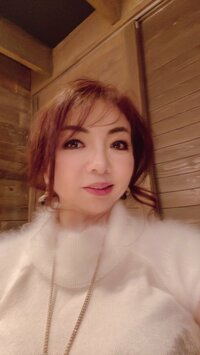 ハイヒールモモコ『オシャレしてフレンチレストランへ』