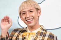 「リンク急激に成長しすぎww」りゅうちぇる、ガリットチュウ扮するぺこ&リンクくんとのものまね家族写真を公開