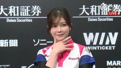 言葉が飛んじゃった！？美人雀士・高宮まり、もう恒例の“フリーズ”開き直った笑顔とガッツポーズにファンほっこり「ふわふわすぎる」「ポーズかわいい」／麻雀・Mリーグ