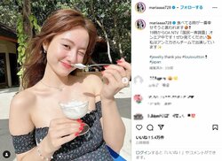 谷まりあ、デコルテあらわなトップス姿でウィンク 「女神ですか？」「元気もらえた～」の声