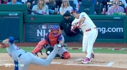 「怪我明けとは思えない」千賀滉大の“お化けフォーク”に驚愕…最強捕手が「唸るような」空振り 落差97cm「最高の一球」