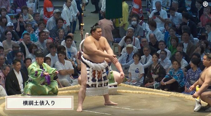 「何の音？」横綱・大の里、土俵入りで異例の事態 「壊れちゃった？」「激レア体験」館内困惑も堂々の振る舞い、一転して喝采 2枚目