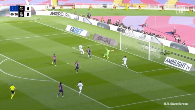 クラシコで衝撃の６秒ゴラッソ！ エンバペが“神速カウンター”でハットトリック＆新記録達成「スピードおかしい」「ゲームみたい」 4枚目