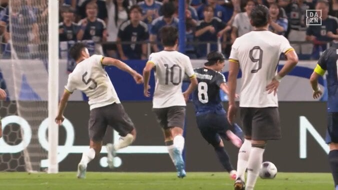 【映像】5人を切り裂く高速ドリブルからの低弾道シュート