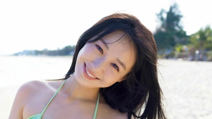 高野真央