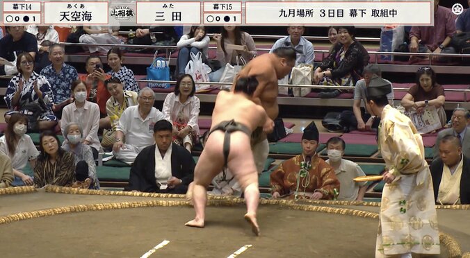 復活の24歳“逸材力士”に衝撃「体幹すごい」 体重差約40kg覆す圧巻の取組「豪快に吹っ飛んだ」称賛と驚きの声 4枚目