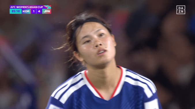 「かわいいw」「温度差すごい」なでしこ21歳の“ドヤ顔→ガッカリ顔”が大反響！松窪真心が日韓戦で幻のゴール「絵になる」【女子アジアカップ】 3枚目