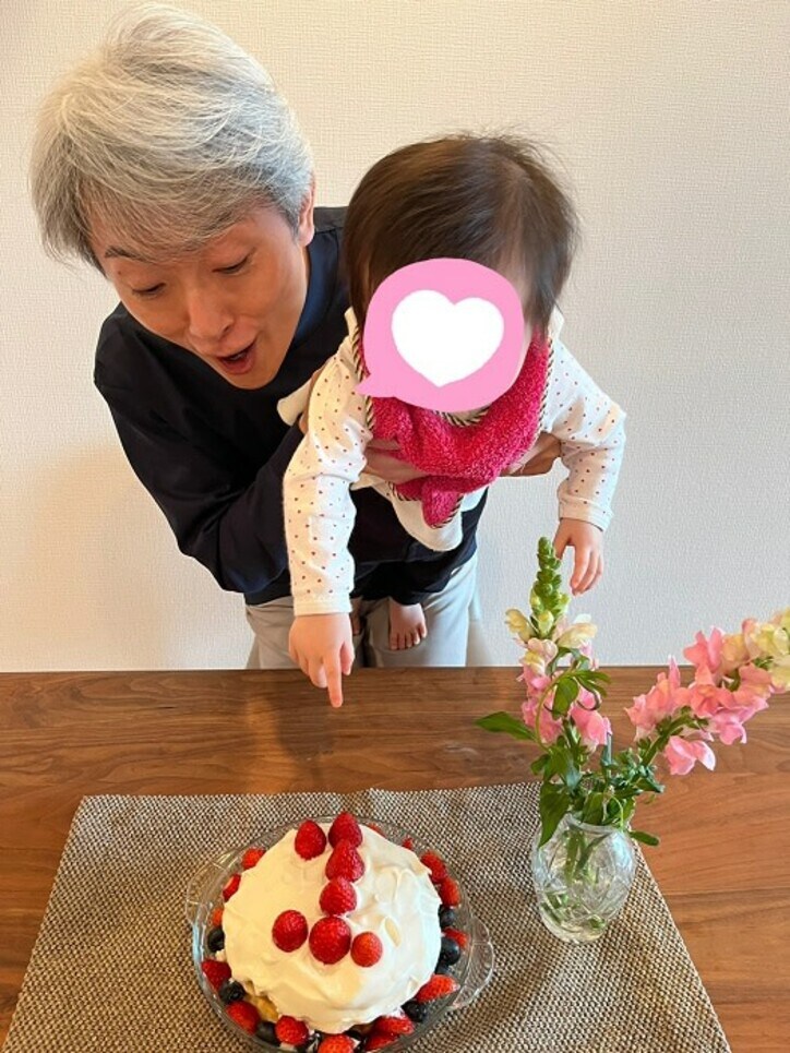 登坂淳一、1歳を迎えた娘のためにケーキを手作り「おめでとう」「本当に素敵」の声 