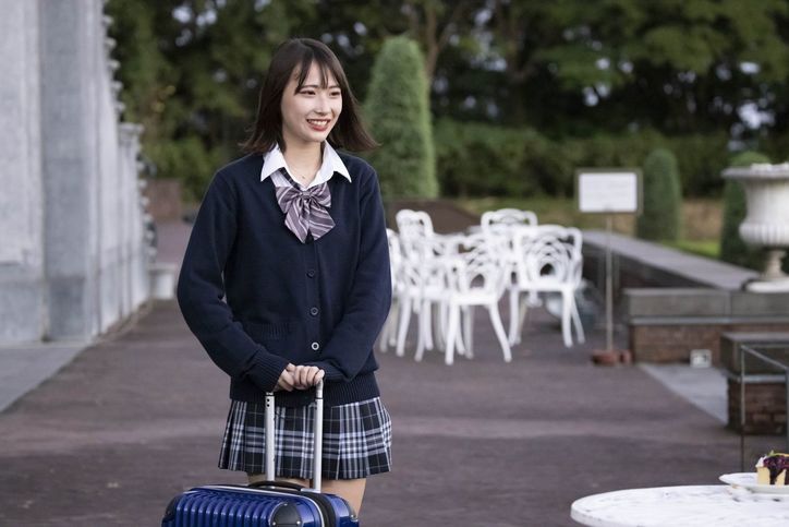 イメチェンした人気女子・しいなの登場に男子たちがザワザワ！『今日好き』秋桜編第1話