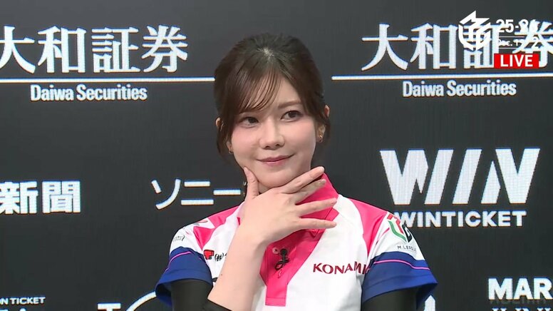 言葉が飛んじゃった！？美人雀士・高宮まり、もう恒例の“フリーズ”開き直った笑顔とガッツポーズにファンほっこり「ふわふわすぎる」「ポーズかわいい」／麻雀・Mリーグ