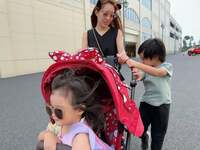 アレクサンダー『ディズニーランド入りますよん』