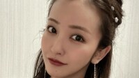 板野友美(32)「きのことベーコンスパゲティ」など大好物が並ぶ彩り豊かな食卓