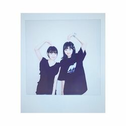 江野沢愛美、「ドラ恋」メンバーとのチェキを公開しファン歓喜「ぬは！可愛」