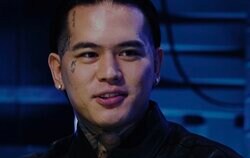 「1日で300万円くらい投げる」人気アーティスト、アメリカのストリップクラブの衝撃の実態を明かす「女性は基本全裸」