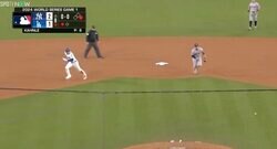 ウソだろ！？ 大谷翔平が“緊急スタート”「え？って顔w」 相手野手が痛恨ミス… 一瞬の判断からの“爆速走塁”に球場騒然