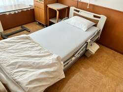  薬丸裕英、症状が改善せず治療を受けることを報告「紹介状を書いていただき大学病院で」 